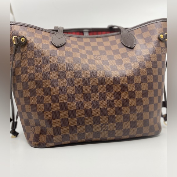 Louis Vuitton Neverfull MM - Picture 4 of 7